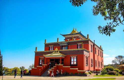 Grey House, próximo a Gramado e ao Templo Budista - Foto 39