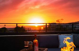 NEW Modern Oasis off Melrose - Rooftop - Pool - Photo 42