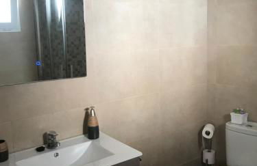 Apartamento nuevo con piscina en el centro "Doña Paca-Ronda" - Photo 38