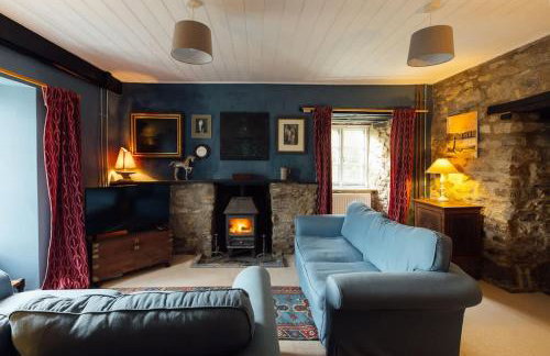 Farmhouse Charm with Modern Style in Pembrokeshire - Foto 2