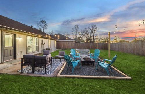 Sunny Door Escape - Entire House in Richmond TX with Cowboy Pool - Foto 15