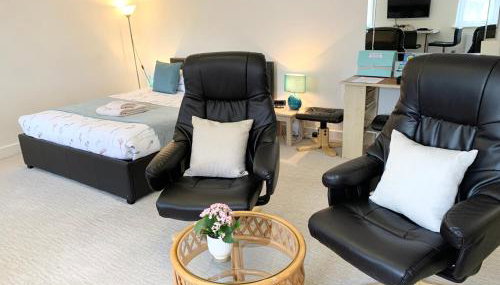 Meadow Wood Mews - Modern Studio Apartment with Parking, Pershore - Foto 4