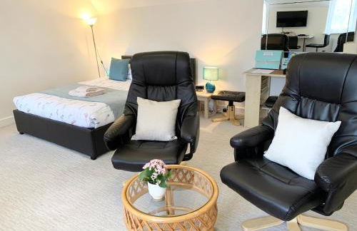 Meadow Wood Mews - Modern Studio Apartment with Parking, Pershore - Foto 4