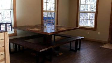 Stunning Getaway Cabin with Expansive Decks near Huntington, West Virginia - Foto 5