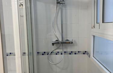 Bonito y muy fresco apartamento con patio privado - Foto 7