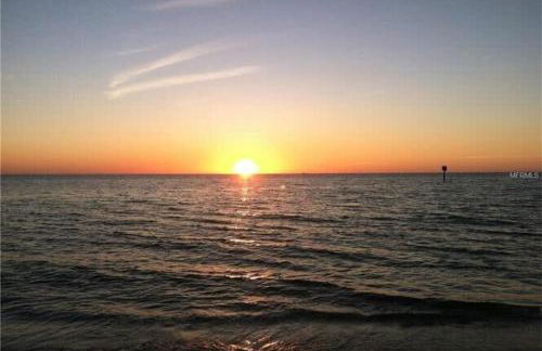 Free HeatedPool on SailboatAccessCanal boat lift - Foto 18