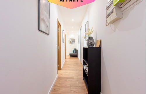 CASA REINE JEANNE- ideal groups & family -CENTRAL near train station - PARKING - New&CONFORT-AC - Foto 41