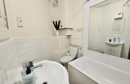 2BR Gem Stylish & Spacious Kings Cross Flat - Foto 9