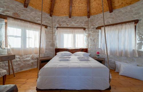 Zante Hidden Hills - Photo 2