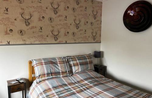 Exclusive Private double room, en-suite wet room Private entrance - Photo 3