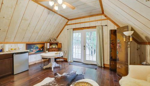 Chic 'Tree House' Studio ~ 24 Mi to Bandera! - Photo 5