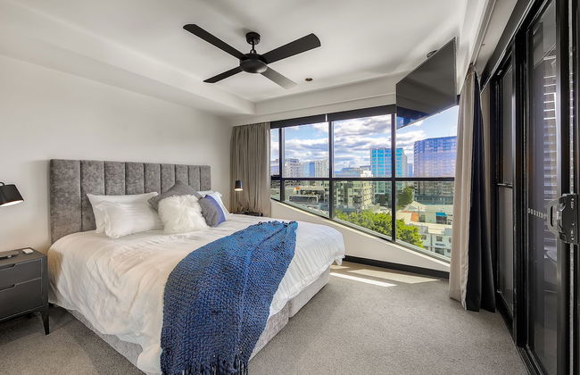 Nero Newstead - Photo 5