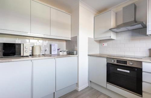 West London Apartment with easy access to Heathrow Airport & Twickenham Rugby Stadium - Foto 9