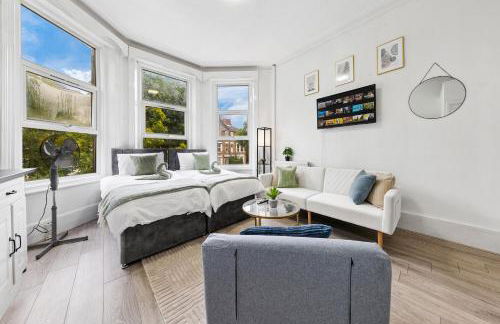 Stylish Central London Flat, Victorian Build, Sleeps 4 - Foto 2