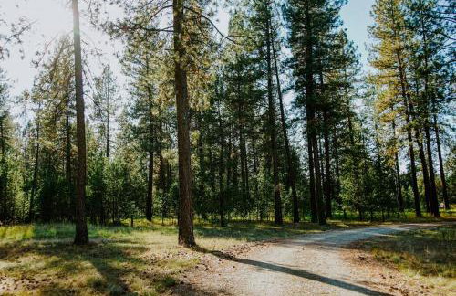 Luxe Nordic Barndominium Retreat at Black Pine - Foto 34