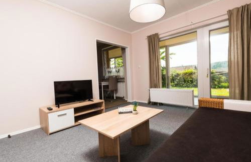 Apartment Große Wohnung in Bodenwerder mit Garten- Terrasse und gemeinsamem Pool by Interhome - Foto 1