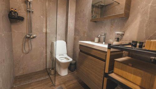 Victoria's Aura I - Foto 5, Shower