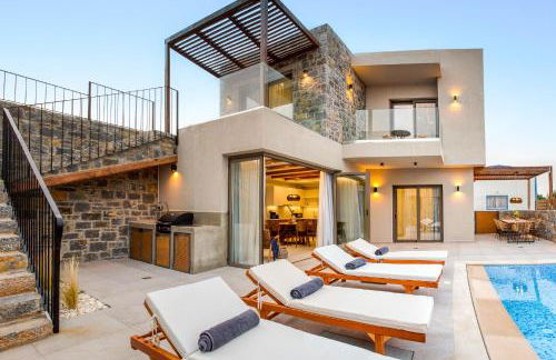 Stefi Villas - Deluxe Pool Bliss Retreats - Photo 33