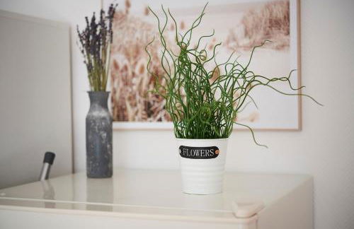 Lichtdurchflutende Wohnoase-Stilvoll-ruhig-kostenloser Parkplatz- 24-7 Self Check-in, bis zu 5 Personen, sehr geräumig - Foto 22