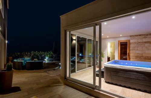 Luxury Villa David with swimming pool, sauna and jacuzzi - Foto 29