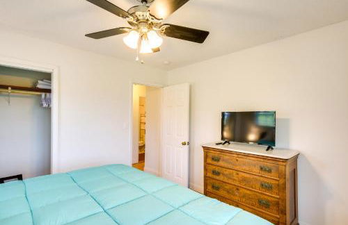 Relax Fireside! Home Less Than 1 Mi to Tryon International - Foto 12