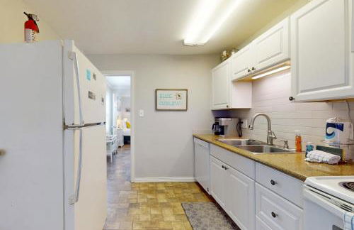 Two Sisters Cottage - Photo 8