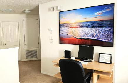 Bluelakeview Luxury Villa with Private Pool & Spa plus Lake Views, BBQ, Games Room - Photo 21