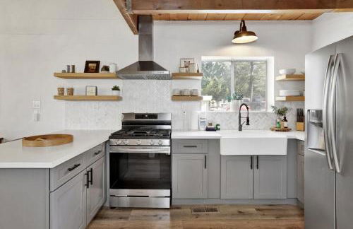 Large Bear Lodge by Big Bear Vacations - Foto 39