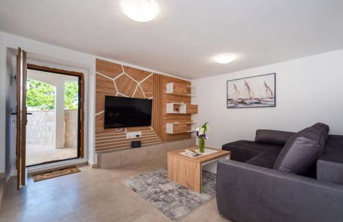 Holiday Home with jacuzzi - by TA Leut Agency - Foto 8