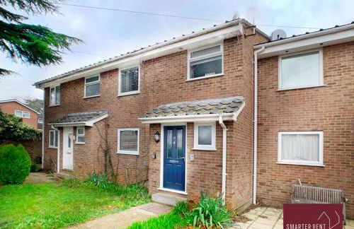 Maidenhead - 3 Bed House - Garden - Foto 1