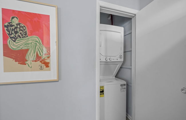 881 Furnished Apartments - Foto 34