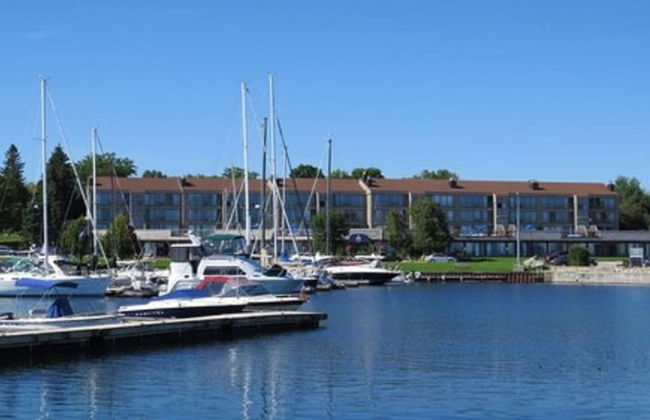 Royal Harbour Resort - Photo 40