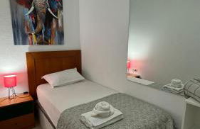 Apartamento Royal Gines II a 10" de Sevilla, a 20" del Aeropuerto de Sevilla - Foto 13