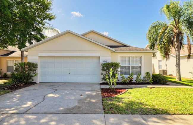 Arler House - Amazing 4 Bed 3 Bath - Private Pool - Photo 25