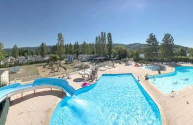 Bungalow confortable à Condrieu avec piscine partagée - Foto 10