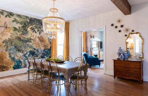 Bourbon Suites -Foodies -Bourbon -2 Living Rooms - Foto 19