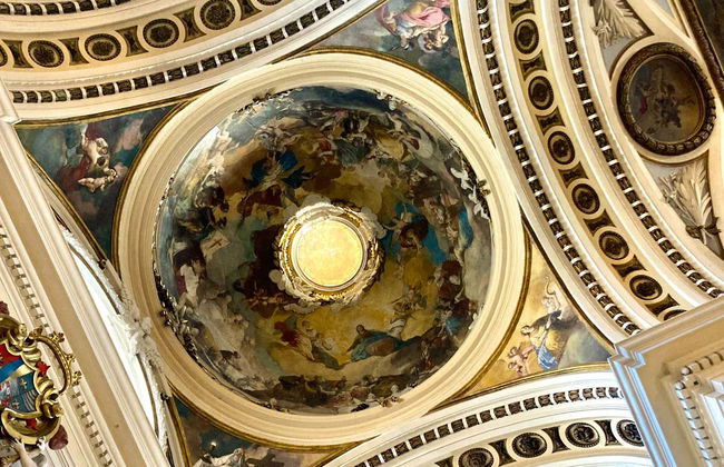 Visita guiada por la Basílica del Pilar - Foto 1