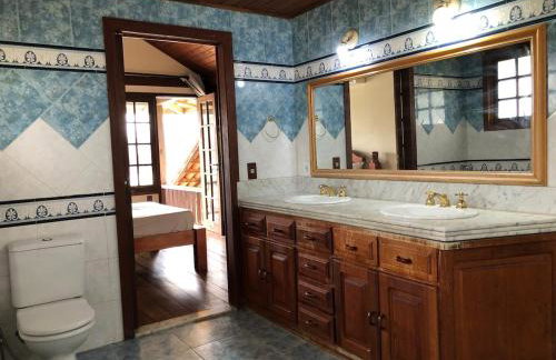 Casa com piscina e churrasqueira • Cabo Frio Ogiva - Foto 32