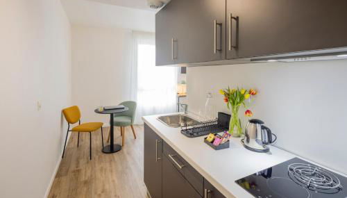 All Suites Appart Hôtel - Le Havre Centre - Les docks - Foto 3