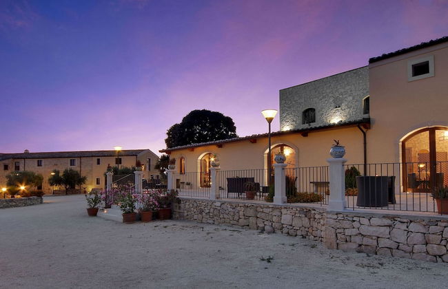 Artemisia Resort - Photo 1