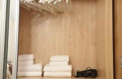 London Luxury 3 bedroom flat, 2 bathrooms, Living Room, free parking, 4 mins to station, garden - Foto 12