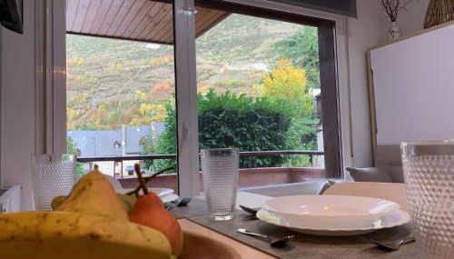 Apartament reformat i acollidor a Vielha, ben ubicat - Foto 4