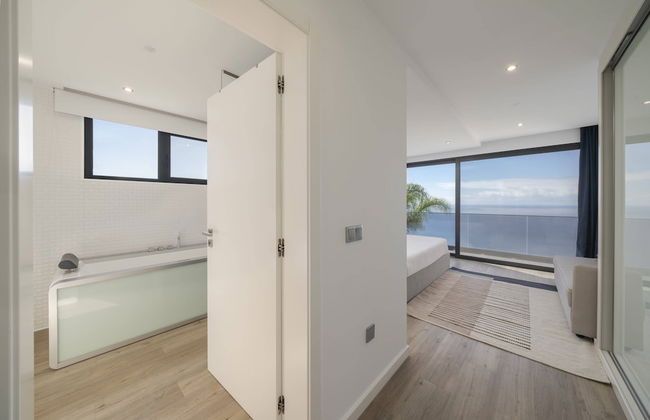 With Pool and Superb sea View - Villa Candelária - Foto 42