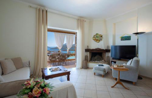 Villa Meliti - private villa with stunning seaviews, infinity pool, close to the beach - Photo 20