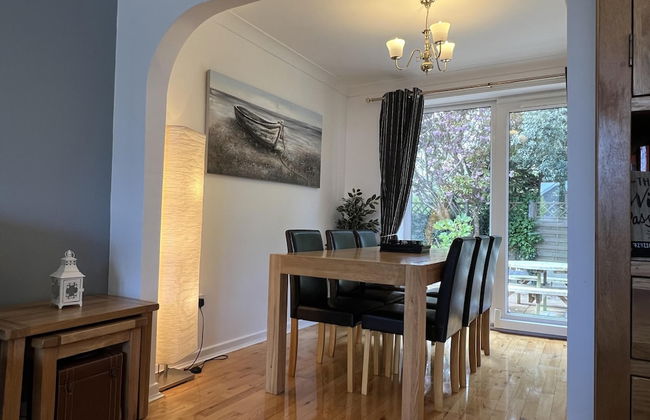 3 Bedroom Bungalow Moelfre- Private Garden,parking - Photo 21