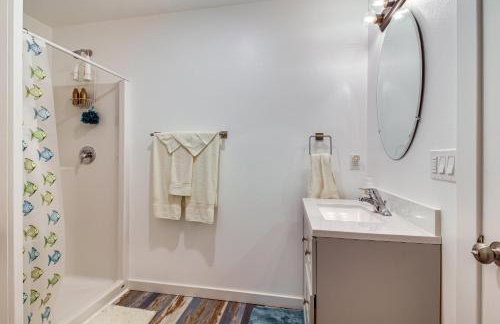 Near Ocean Home Away From Home in Gold Beach - Foto 13