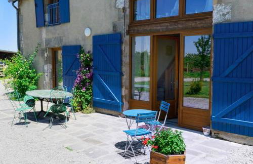 Séjour nature aux Chênes, gîte familial avec piscine partagée - FR-1-489-466 - Foto 1