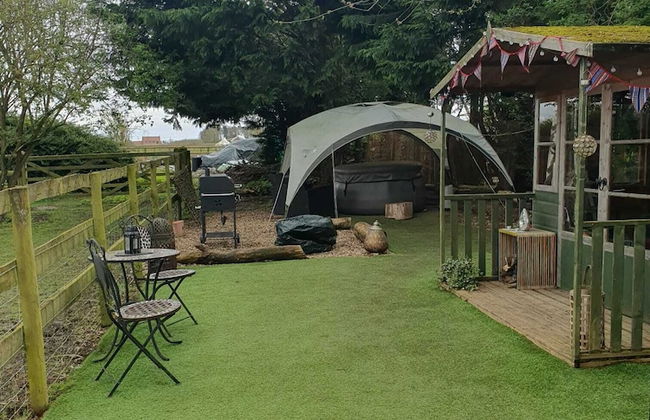 Glamping With Llamas - Foto 16