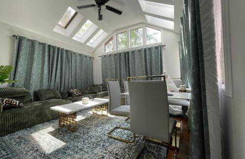 Charming 1-bdrm Apt close to all - Photo 9