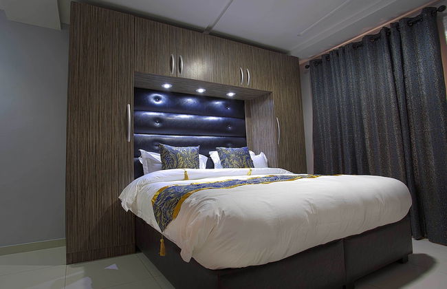 H21 Apartments & Lounge - Photo 10